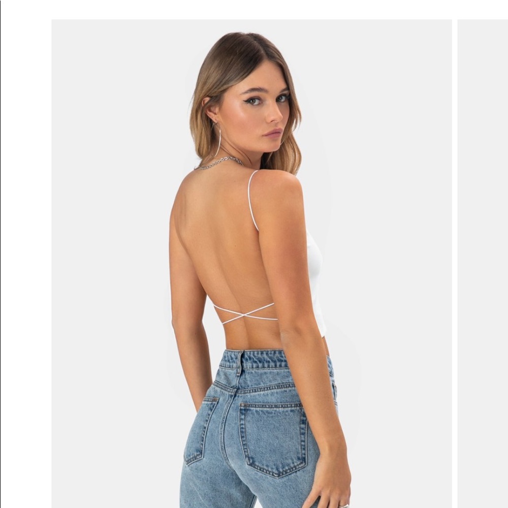 backless shirt